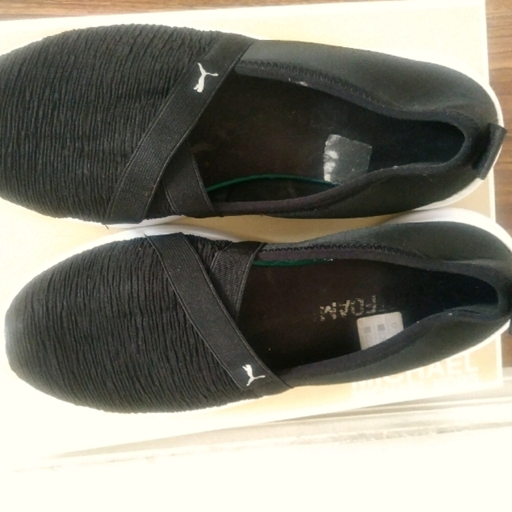 Women's shoes
